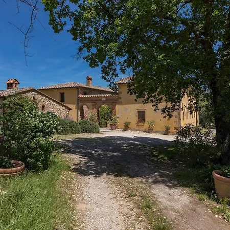 Villa Podere Pratovecchio 14&2, Emma