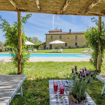 Podere Pratovecchio 14&2, Emma Villa Montefollonico
