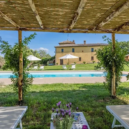 Podere Pratovecchio 14&2, Emma Villa *