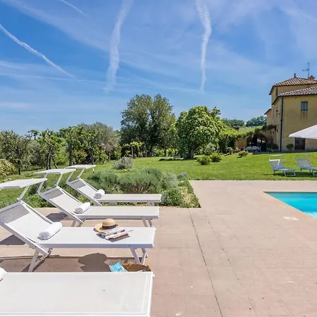 Podere Pratovecchio 14&2, Emma *