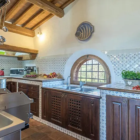 Podere Pratovecchio 14&2, Emma Villa *