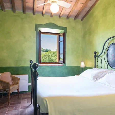 Podere Pratovecchio 14&2, Emma Villa Montefollonico