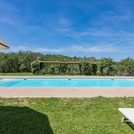 Podere Pratovecchio 14&2, Emma Villa